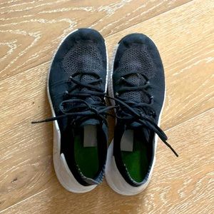 Nike free training tennis shoes